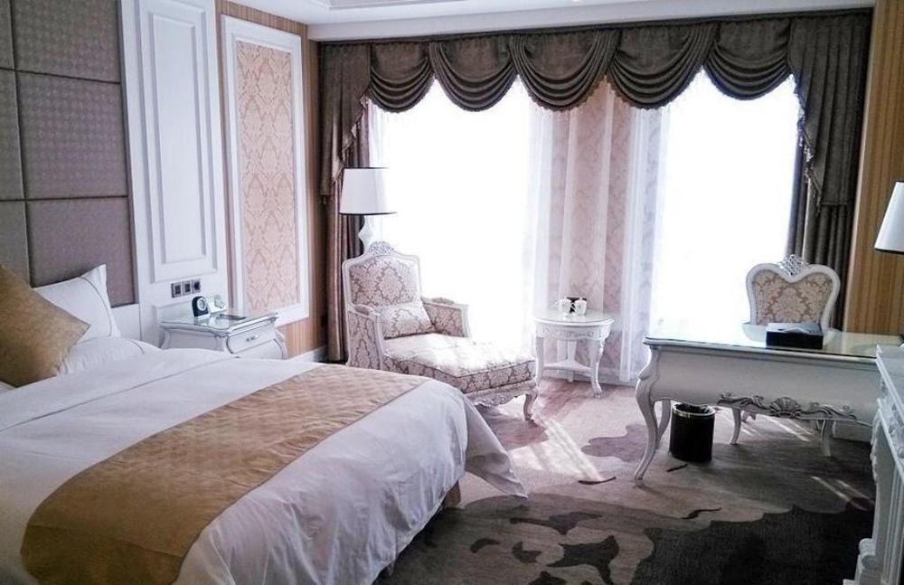 Datong Weidu International Hotel Екстериор снимка
