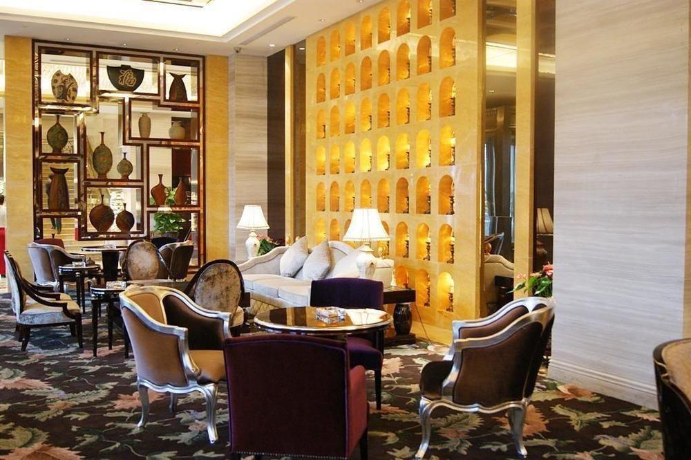 Datong Weidu International Hotel Екстериор снимка