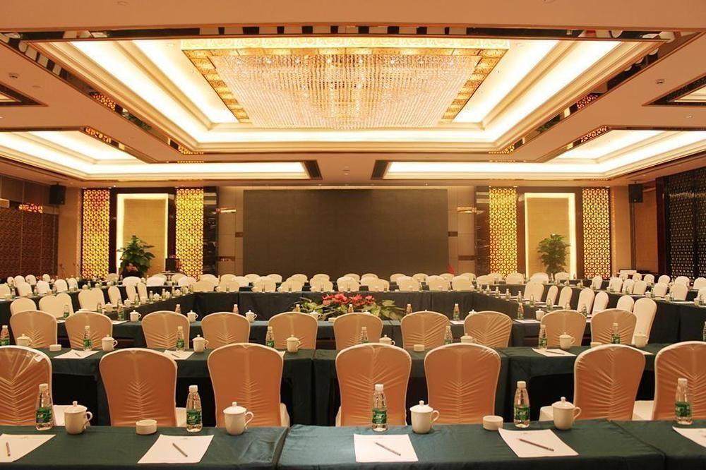 Datong Weidu International Hotel Екстериор снимка