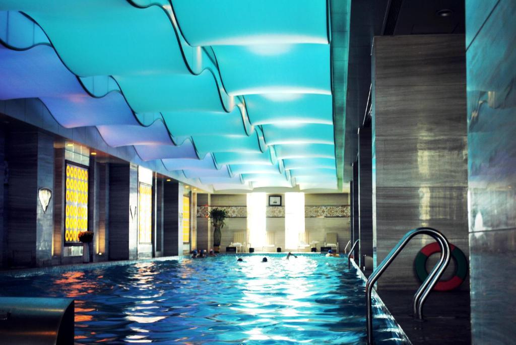 Datong Weidu International Hotel Екстериор снимка