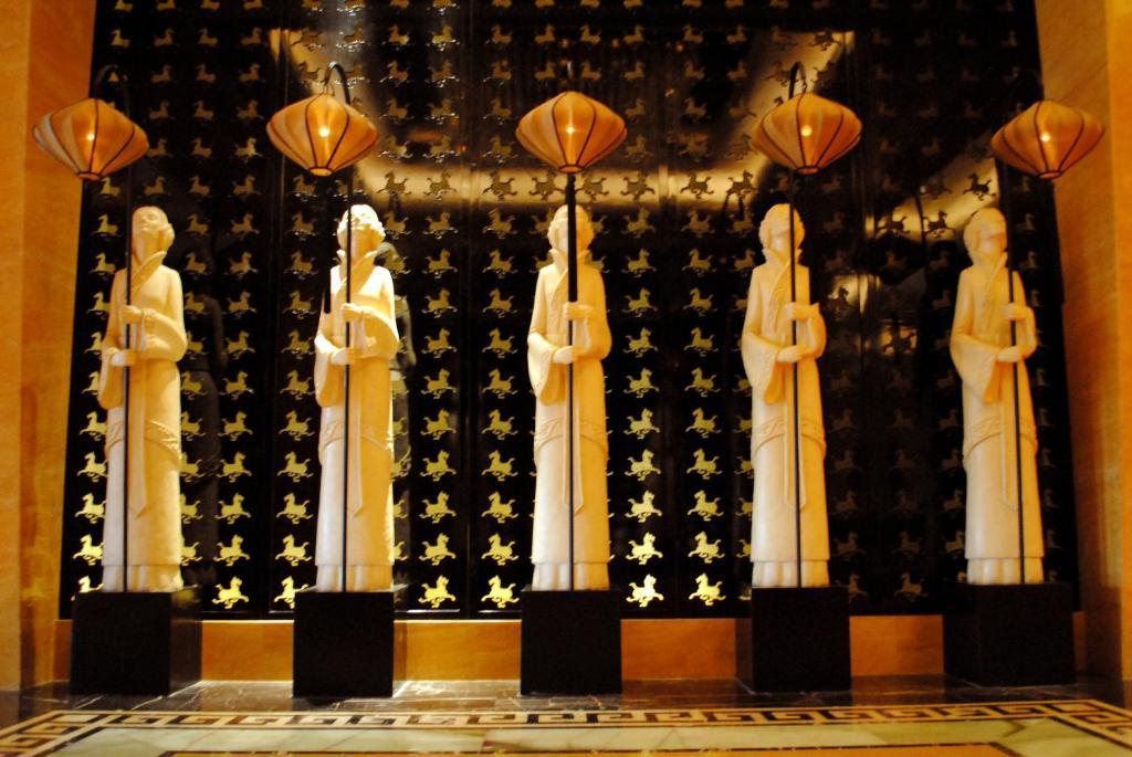Datong Weidu International Hotel Екстериор снимка
