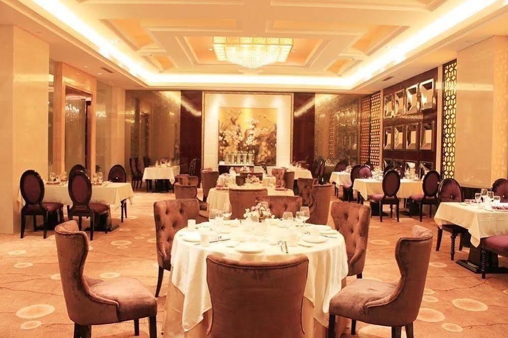 Datong Weidu International Hotel Екстериор снимка